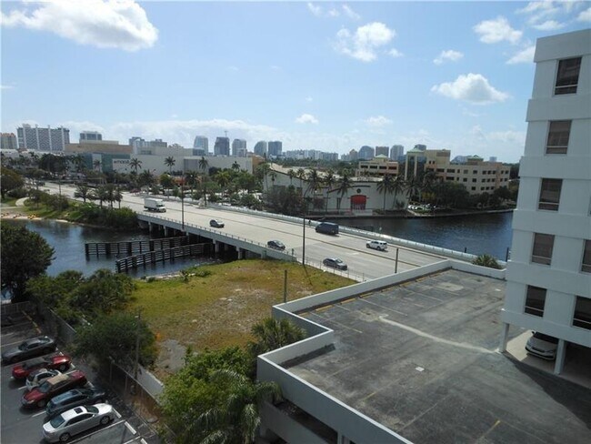 Building Photo - 1160 N Federal Hwy