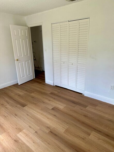 Building Photo - 1184 Sapphire St SE