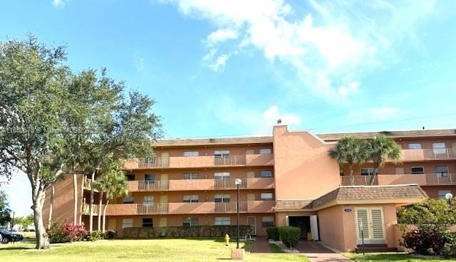 Building Photo - 3110 N Pine Island Rd