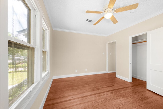 Building Photo - 1324 Allston St