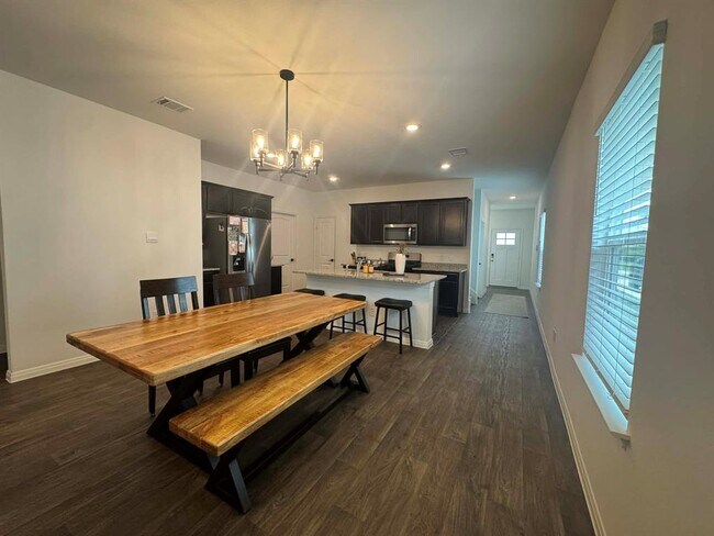 Building Photo - 154 Arroyo Sweetwood Cir
