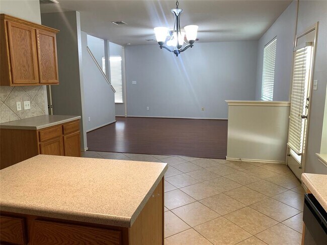 Building Photo - 3667 Spring Canyon Trail