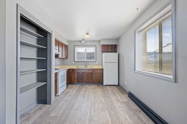 Building Photo - 171 ID-28