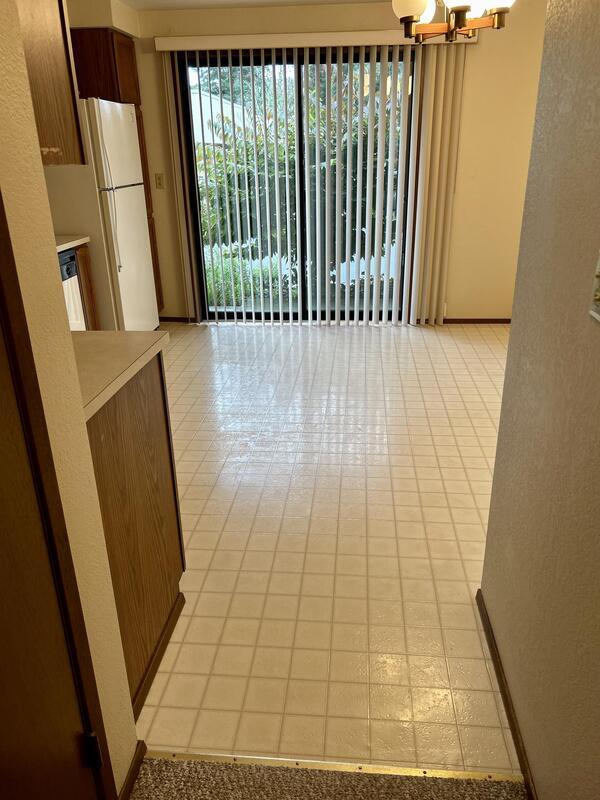 Building Photo - 309 S 14th St