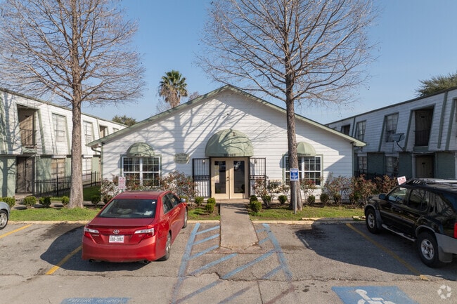 Leasing Office - Victoria Village Apartments