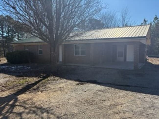 Building Photo - Renovated 3 Bedroom 1 Bath Home for Rent!!