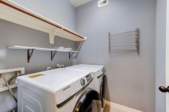 Building Photo - 29810 N Legends Village Cir