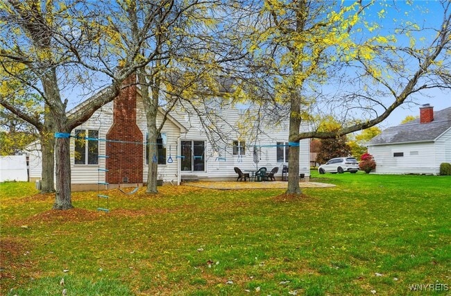 Building Photo - 8221 Clarence Ln N