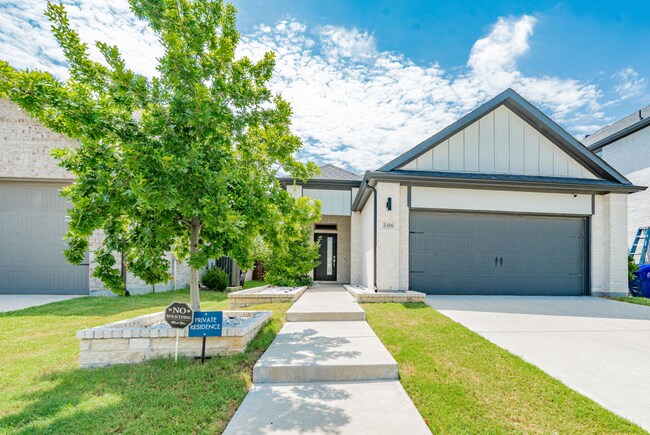 Primary Photo - Stylish, Bright & Energy-Smart Living in R...