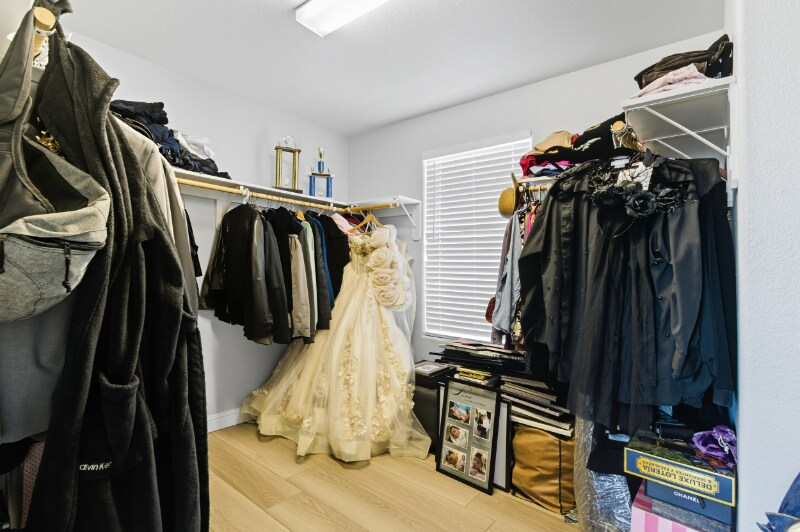 Building Photo - 252 S Kona Ave