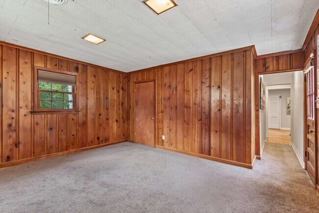 Building Photo - 507 Grahamwood Dr