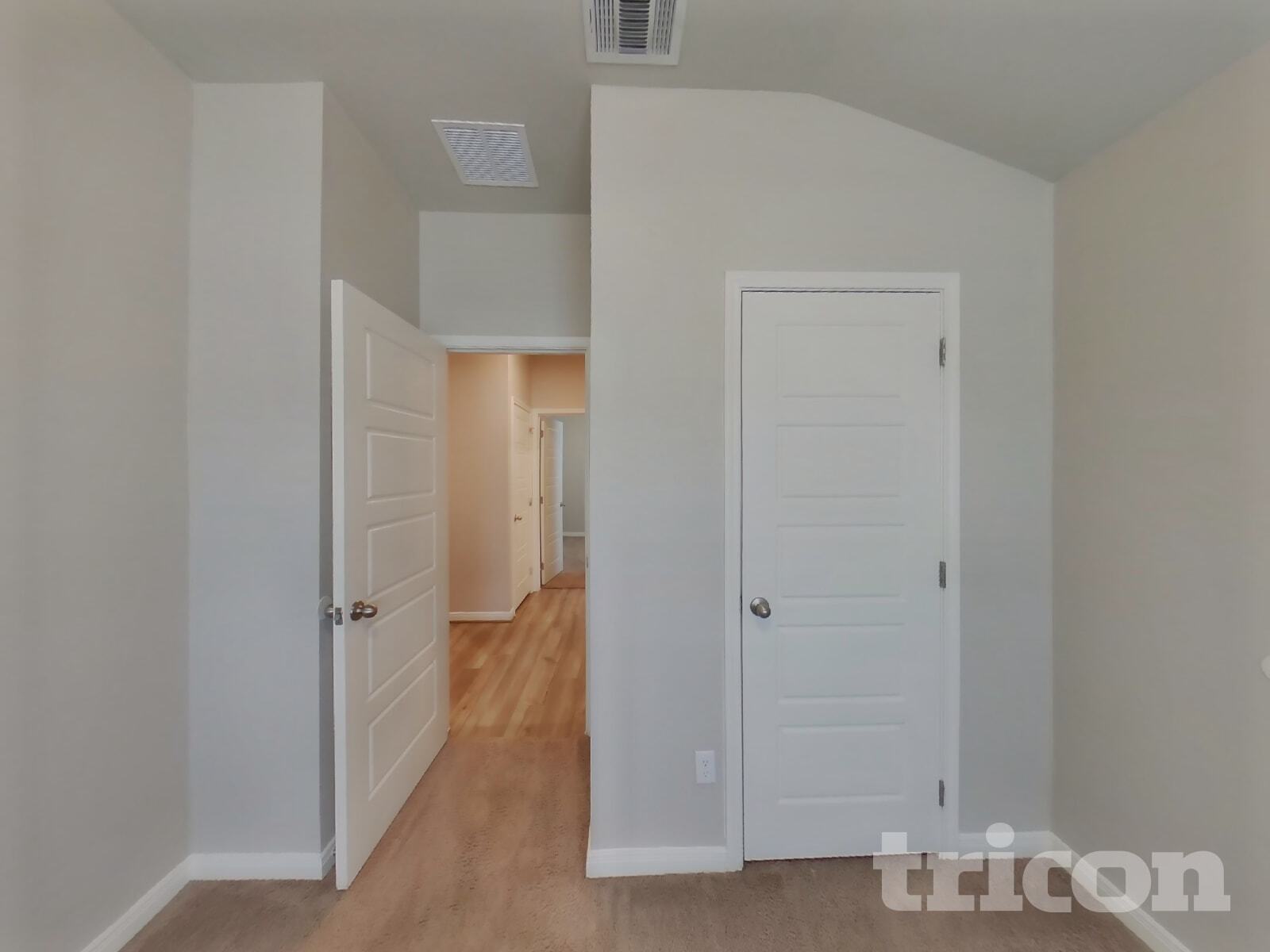 Building Photo - 13602 Paxton Blvd