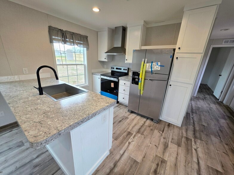 Building Photo - 401 Coogan Williams Rd