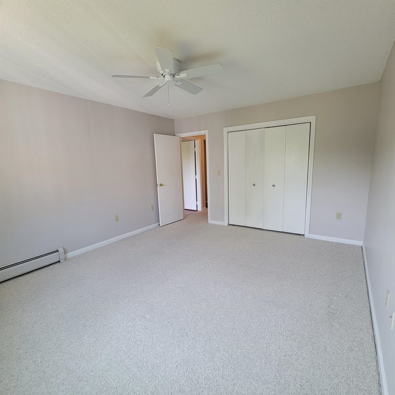 Building Photo - 120 Fisherville Rd