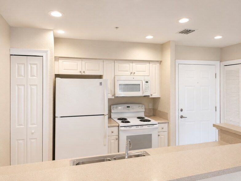 Building Photo - 4620 Pga Blvd