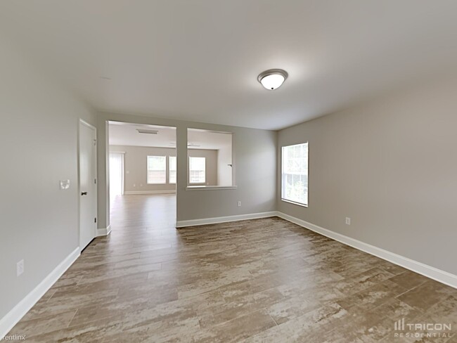 Building Photo - 4306 Red Hook Rd