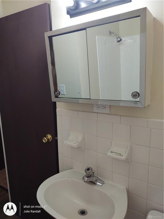 Building Photo - 4629 Far Hills Ave