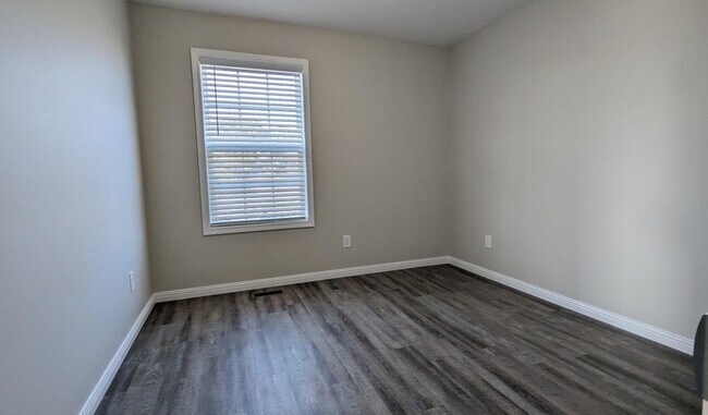 Building Photo - 106 Breanna Blvd