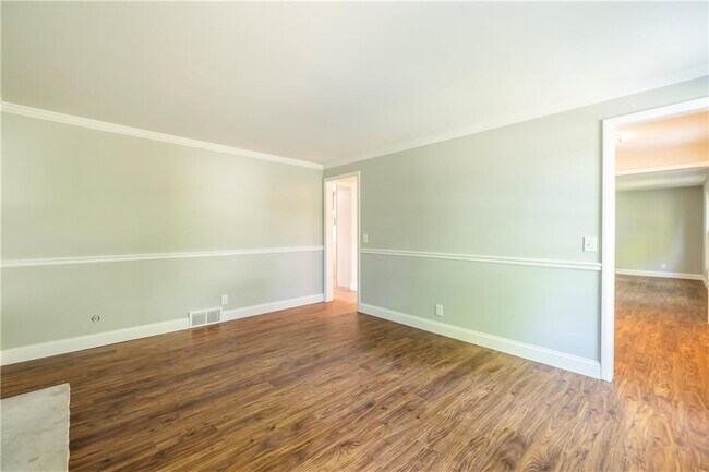 Building Photo - 104 Tumbleweed Dr