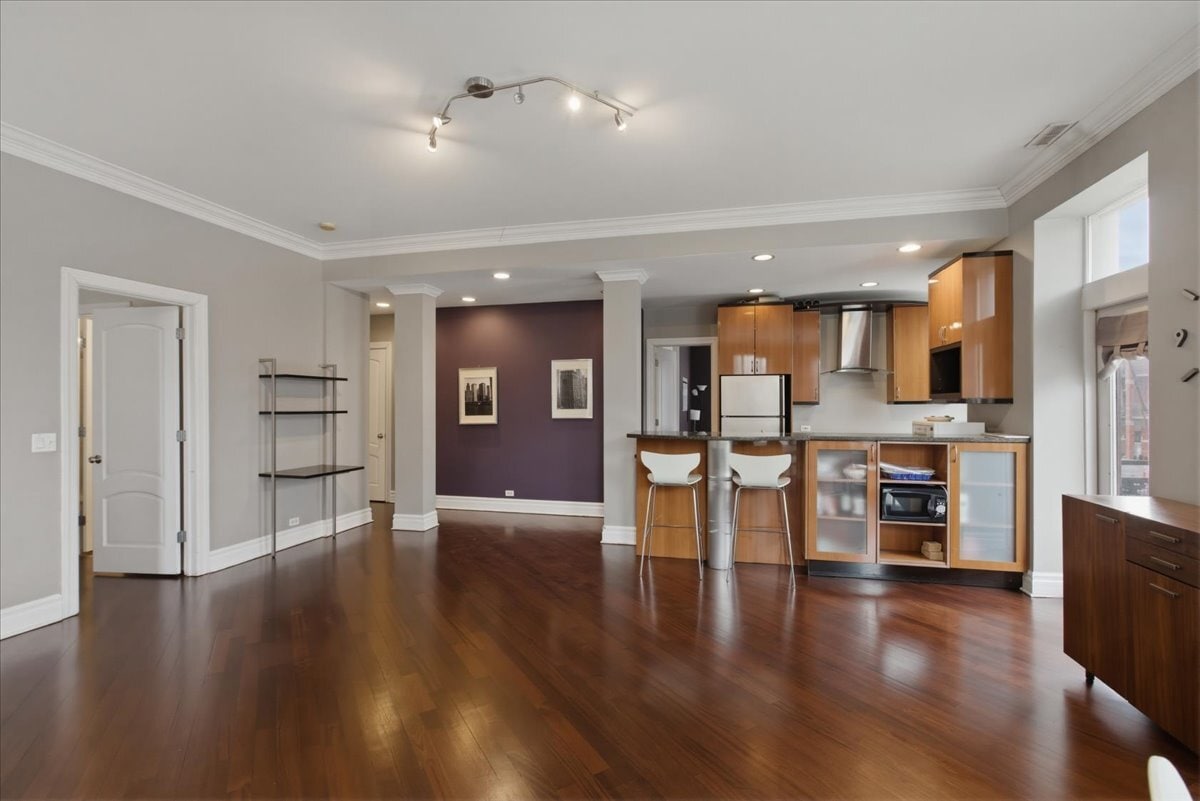 Building Photo - 36 S Ashland Ave