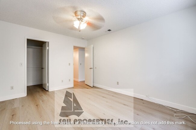 Building Photo - Charming 1 bedroom home located in the LES...