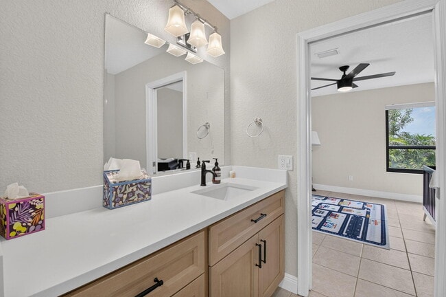 Building Photo - 9292 Sable Ridge Cir