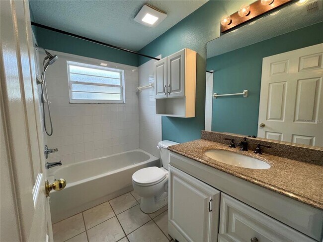 Building Photo - 7503 S West Shore Blvd