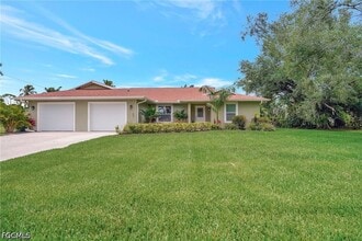 Building Photo - 787 Overiver Dr