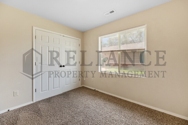 Building Photo - 4206 Newell St