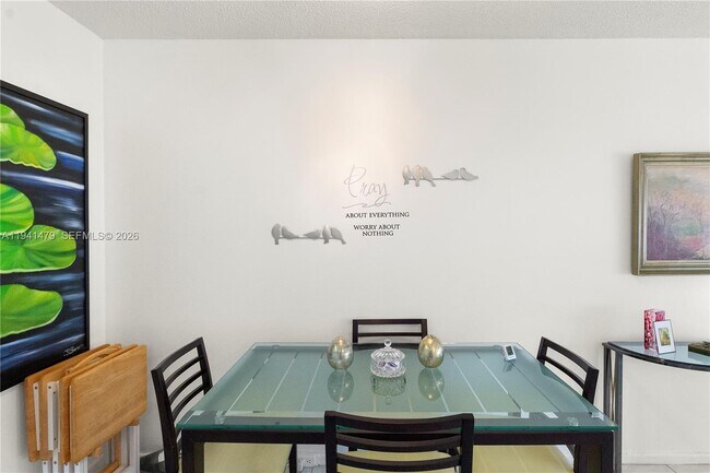 Building Photo - 1018 Durham A