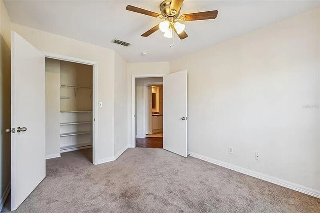 Building Photo - 4008 Palmetto Palm Ct