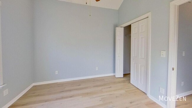 Building Photo - 8640 Orchard Loop Rd
