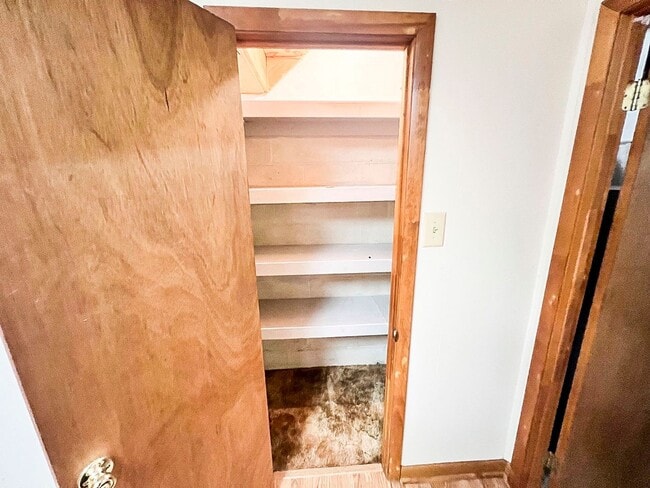 Building Photo - 3502 Old Jones Rd