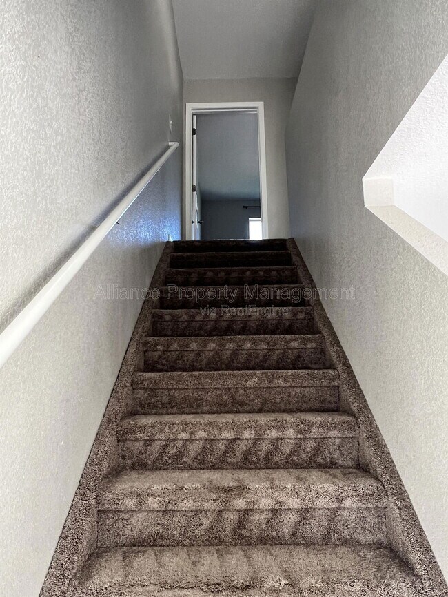 Building Photo - 7470 Grand Valley Dr