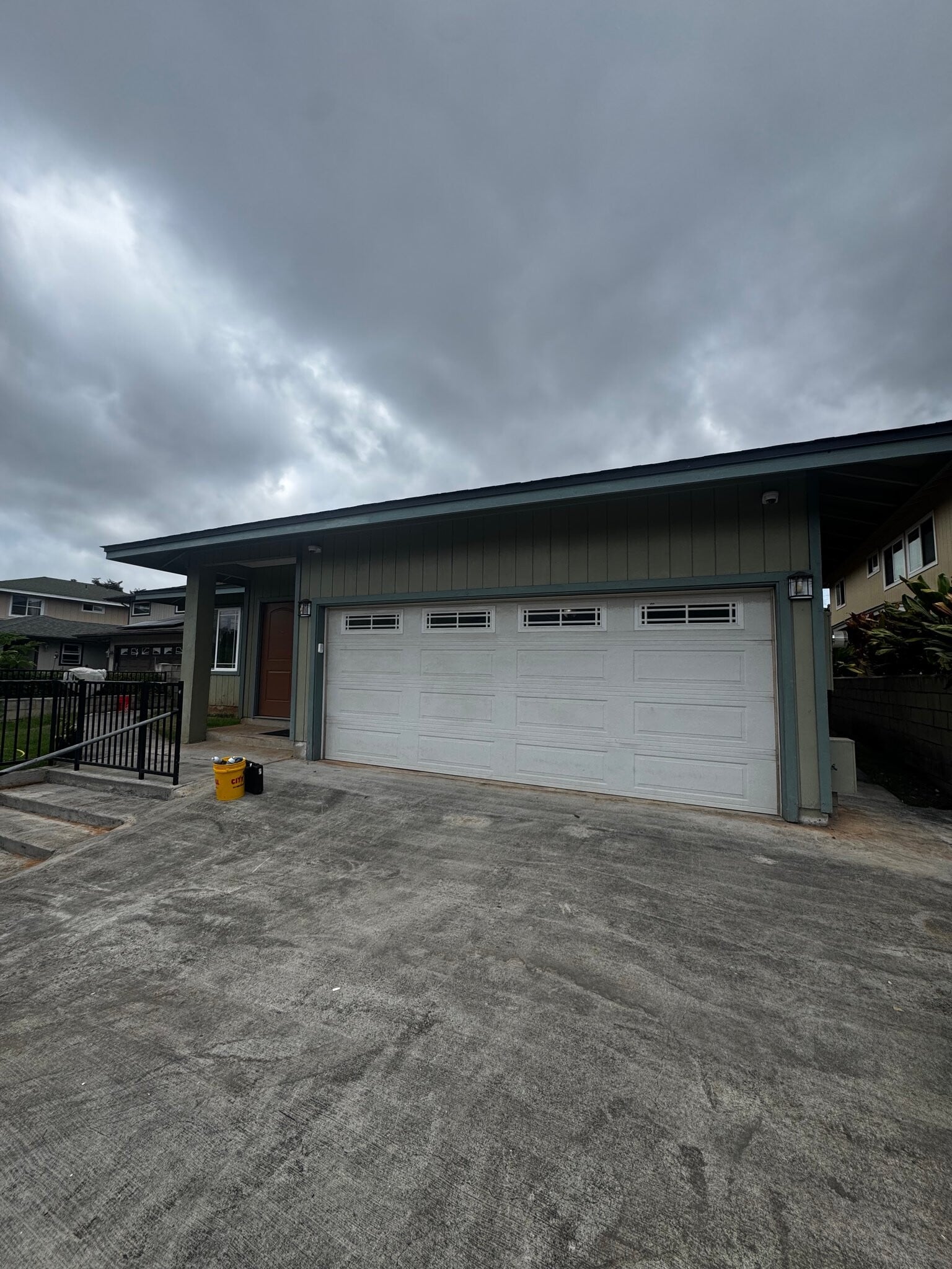 Building Photo - 94-227-227 Lehoula Pl