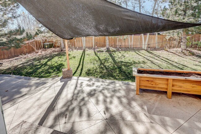 Building Photo - 5 bedroom single family home in Castle Rock.