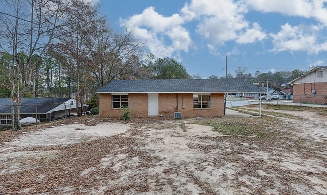 Building Photo - 1029 Amber Dr