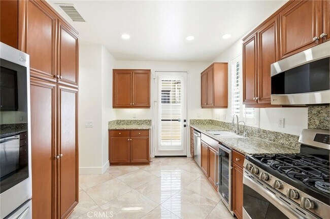 Building Photo - 11537 Amalfi Way