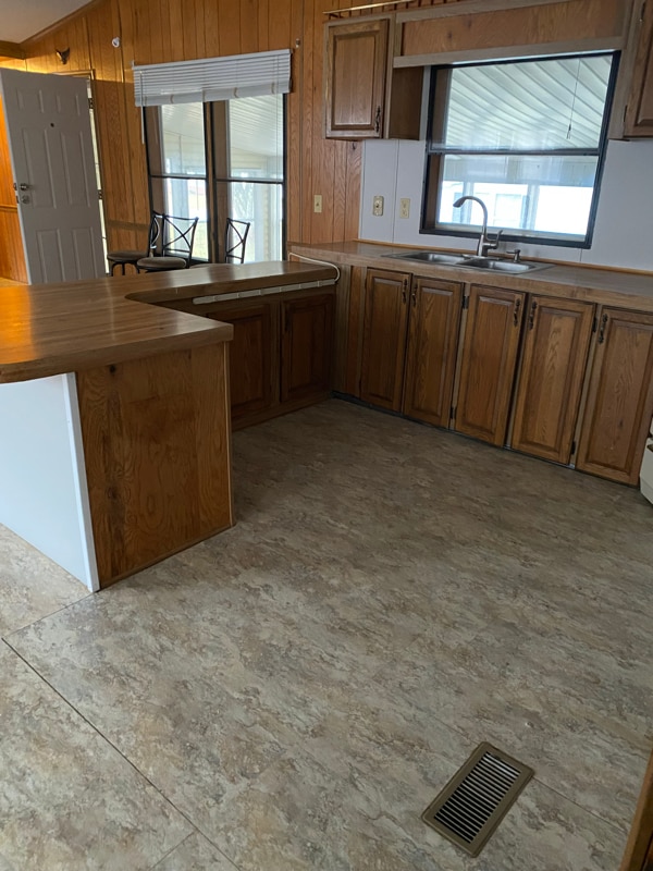 Building Photo - 111 Ells Country Estates