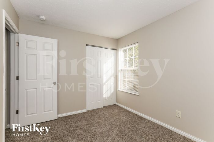 Building Photo - 3937 Hornickel Dr