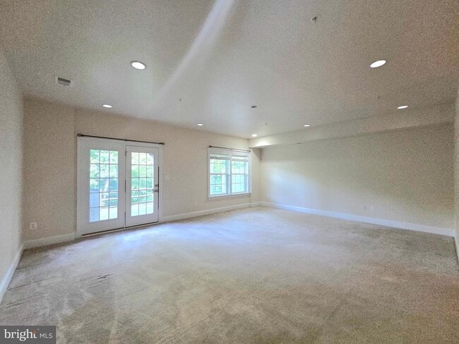 Building Photo - 5415 Stream Bank Ln