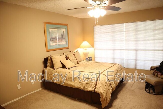 Building Photo - 4287 E Cassia Way