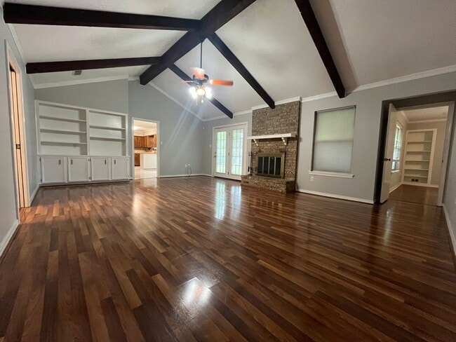 Building Photo - 617 Turtle Creek Dr