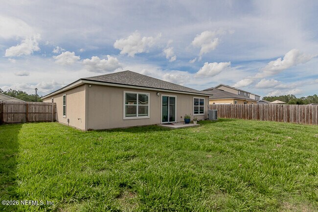 Building Photo - 15360 Hidden Foal Dr