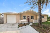 Building Photo - 1012 Normandy Blvd