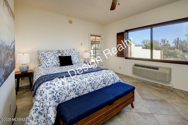 Building Photo - 1200 E Paseo Pavon