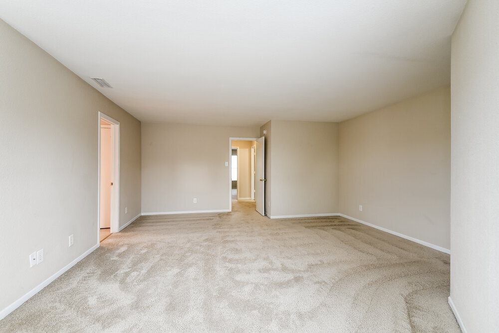 Building Photo - 15433 Destination Dr