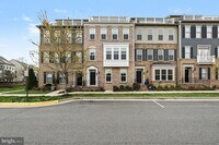 Building Photo - 1703 Cottonwood Grove Rd