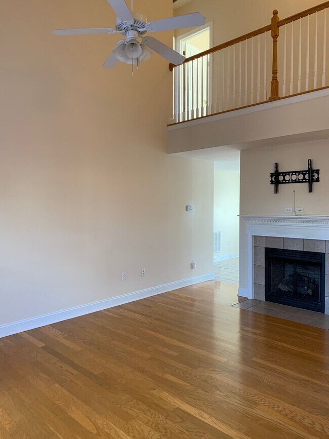 Building Photo - 960 Oak Tree Blvd NW