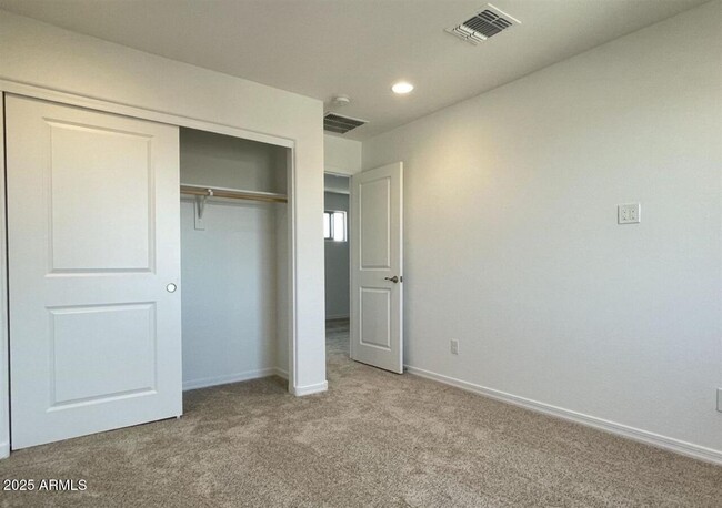 Building Photo - 15138 W Hadley St